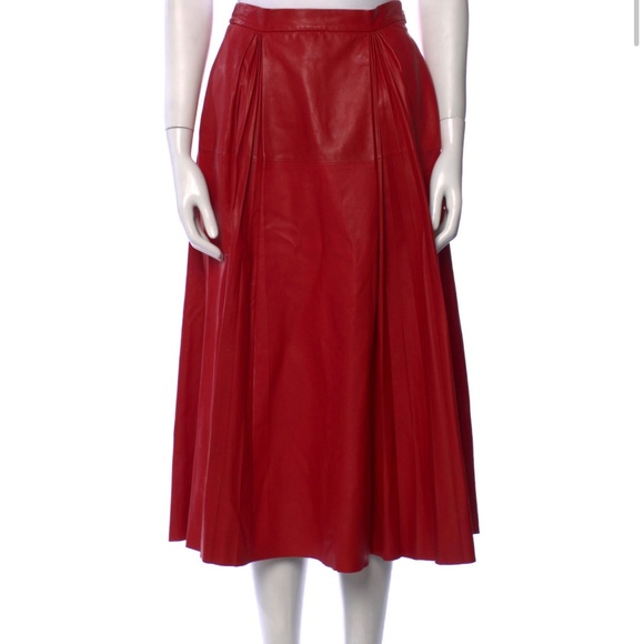 Woman’s Gucci red long skirt-size 38 - Picture 7 of 9